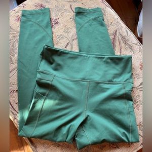 Zyia light n tight leggings